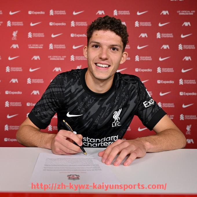 ky开云-意甲博洛尼亚足球队详细介绍及历史战绩